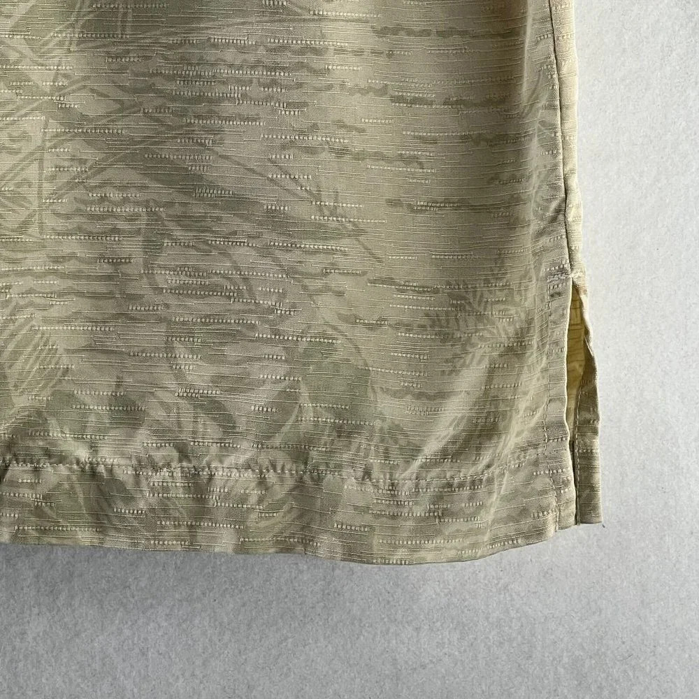 Tommy Bahama Hawaiian Shirt Mens Size Large Floral Jacquard Textured Silk Beige - Picture 6 of 10